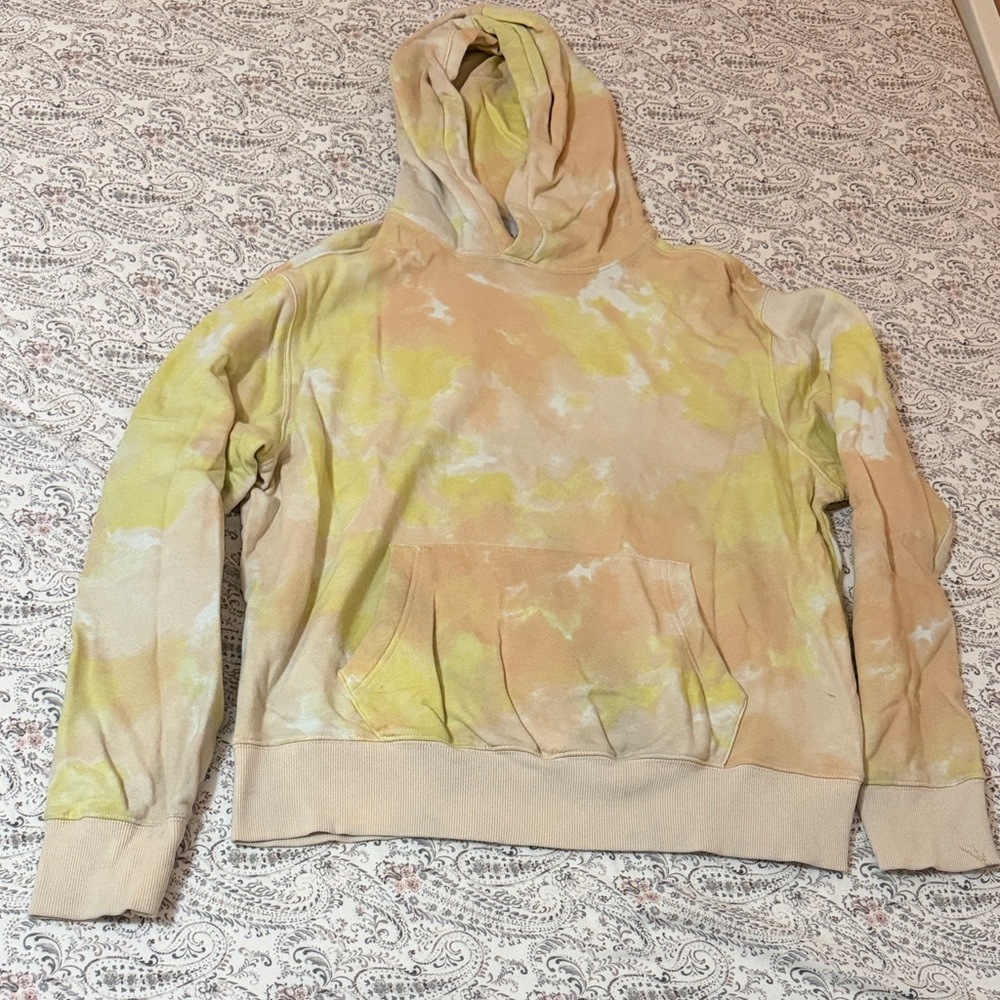 Old Navy Tie-Dye Hooded Sweatshirt in Yellow & Beige